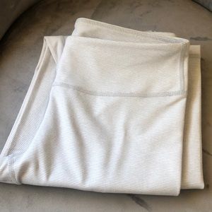 Zella leggings sz Small light Gray/white worn 1x